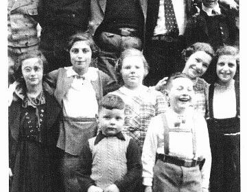 Werner Halpern (hintere Reihe, 2. von links)