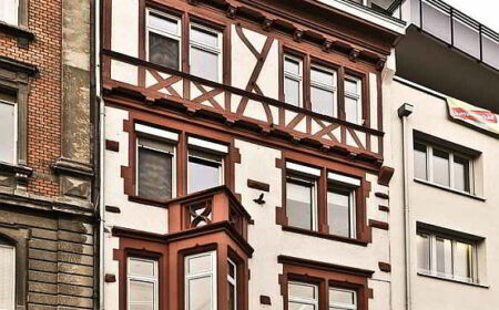 Bodanplatz 10 (2012)